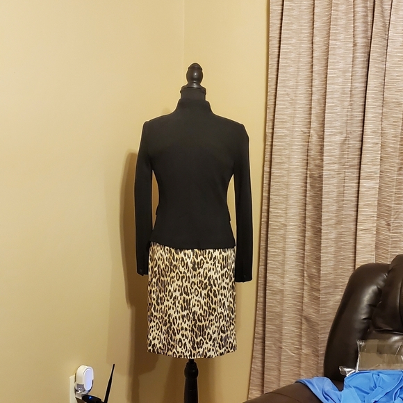 Banana Republic Petite Blazer - Picture 2 of 4